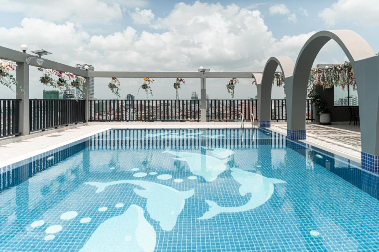 The Onra Hotel Phnom Penh Esterno foto