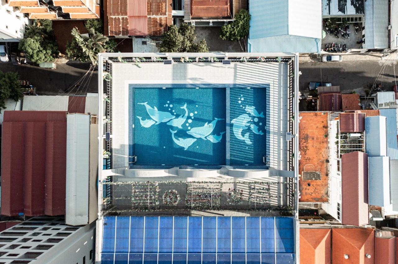 The Onra Hotel Phnom Penh Esterno foto