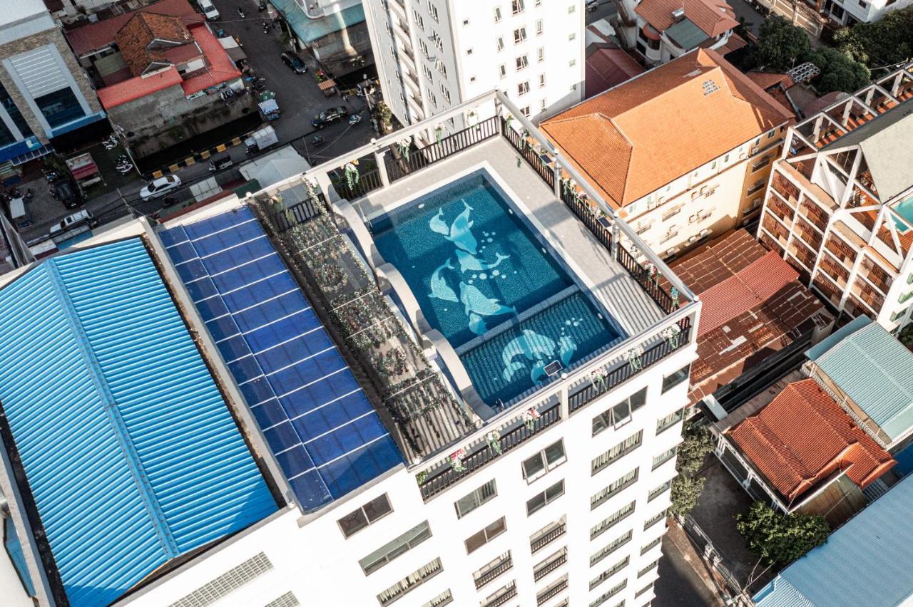 The Onra Hotel Phnom Penh Esterno foto