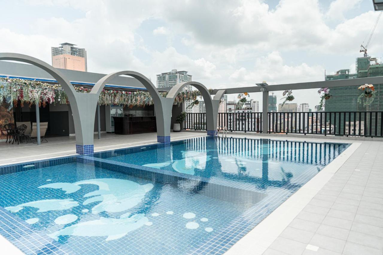 The Onra Hotel Phnom Penh Esterno foto