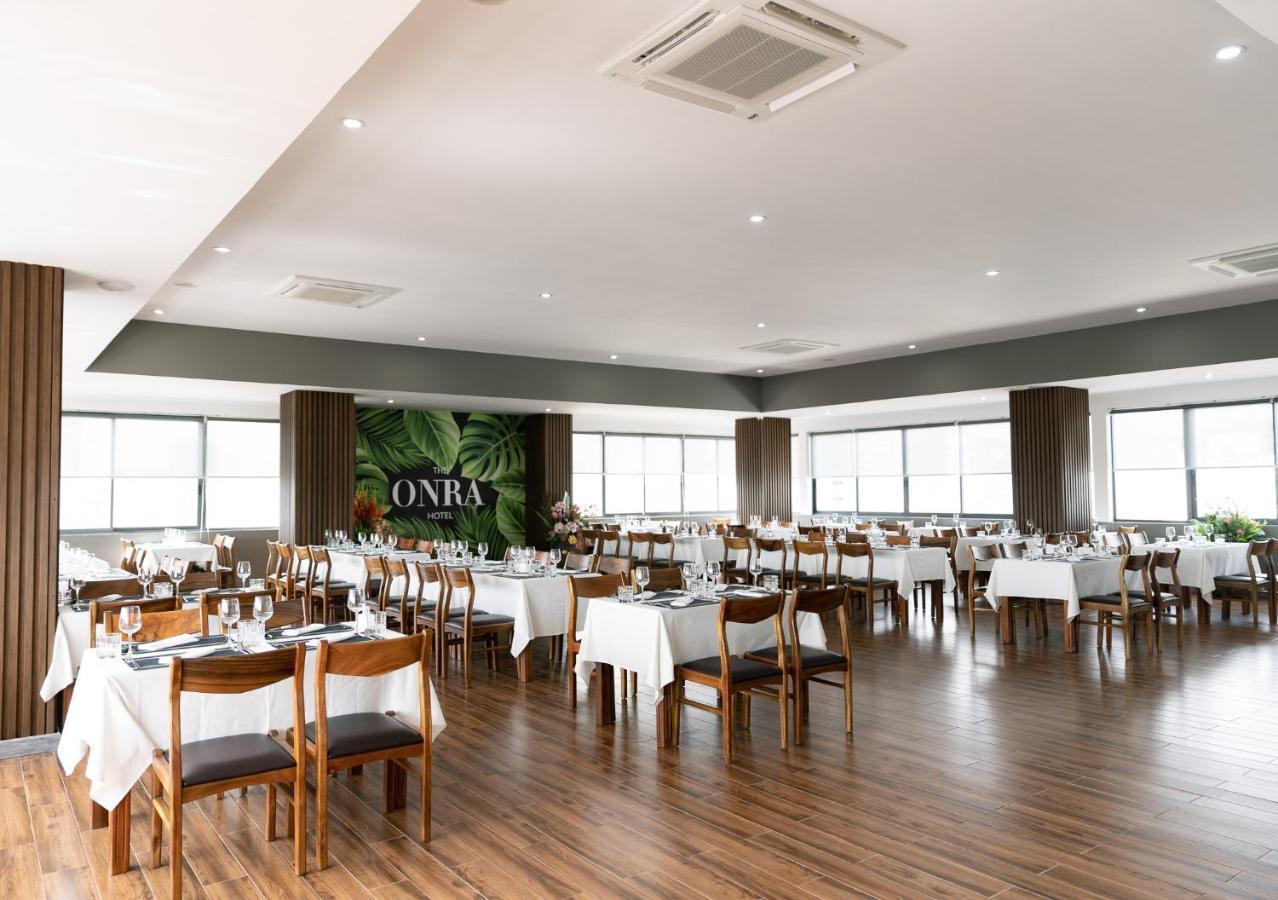 The Onra Hotel Phnom Penh Esterno foto